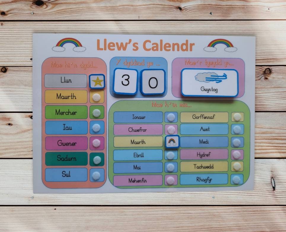 Interactive calendar (Welsh version) - various themes