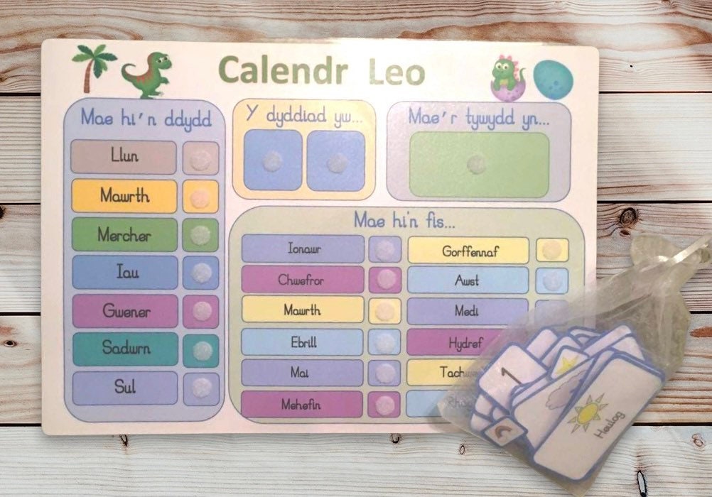 Interactive calendar (Welsh version) - various themes